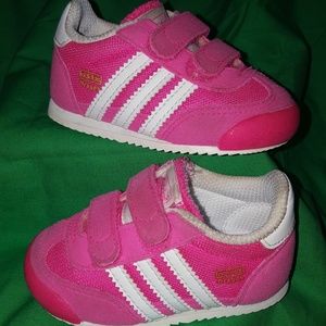 Adidas tenis shoes